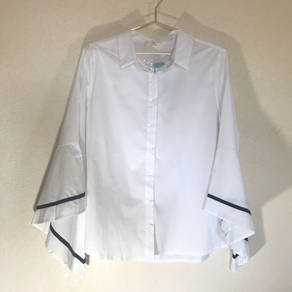 Stitch Fix Button Down with Black Trim Bell Sleeve